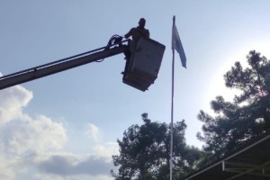 Dörtyol Belediyesi, Yıpranmış Türk Bayraklarını Yeniliyor