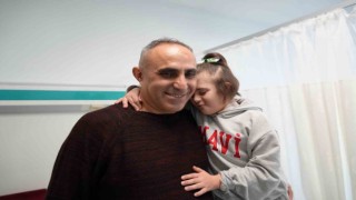 Down sendromlu minik Elifin yüzü epilepsi pili ile gülecek