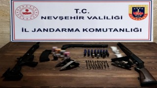 Durdurulan otomobilden cephane çıktı