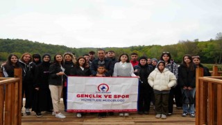 Düzce Belediyesinden gençlere tarih ve doğa turu