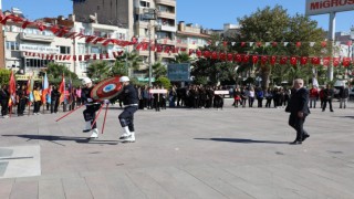 Edremitte Cumhuriyetin 101. yılı kutlamaları coşkuyla başladı