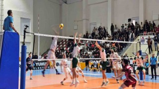 Efeler Ligi: TÜRŞAD: 3 - Akkuş Belediyespor: 3