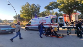 Elazığda ticari taksi ile motosiklet çarpıştı: 1 yaralı