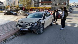 Elazığda trafik kazası: 2 yaralı