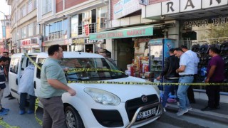 Emekli polis kendini vurdu