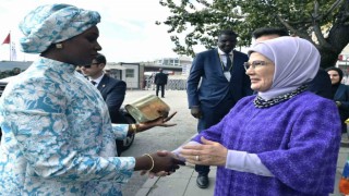 Emine Erdoğan, Senegal Cumhurbaşkanının eşi Marie Khone Fay ile bir araya geldi
