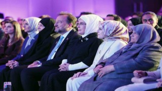 Emine Erdoğan, Uluslararası Farkındalık Zirvesinde “kadın” vurgusu yaptı