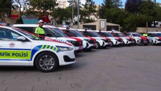 Emniyet ve jandarma teşkilatına 48 yeni araç