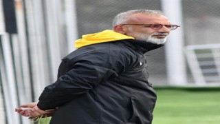 Erciyes 38 FK Antrenörü Uğur Kulaksız: “Daha kazanacağımız çok maç var”