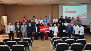 Erenler Belediyesinde ilk yardım farkındalık eğitimleri sürüyor