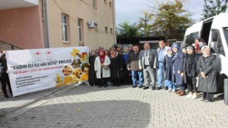 Erzincan 15 arı sütü üreticisini Orduya gönderdi
