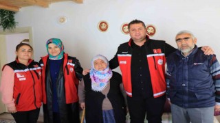 Erzincanda yaşlılar evlerinde ziyaret edildi