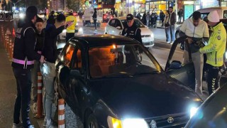 Eskişehirde ‘Narkoalan uygulamasında yüzlerce araç ve kişi denetlendi
