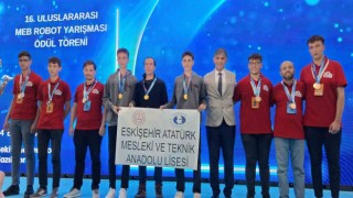 Eskişehirdeki lisede tasarlanan robot dünya birinciliğini getirdi