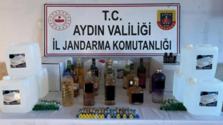 Evde ürettikleri kaçak alkolleri satan şüpheliler yakalandı