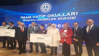 Fatih Sultan Mehmet İmam Hatip Ortaokulu Türkiye üçüncüsü oldu