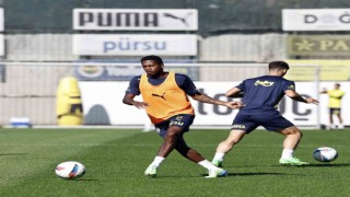 Fenerbahçe, Samsunspor maçı hazırlıklarını sürdürdü