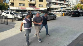 FETÖ firarisi eski albay Kuşadasında yakalandı