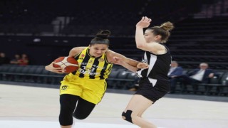 FIBA Kadınlar Süper Kupada kazanan Fenerbahçe