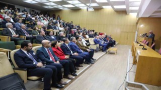 FÜde Cumhuriyet Bayramı nedeniyle konferans düzenlendi