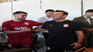 Galatasarayda Okan Burukun doğum günü kutlandı