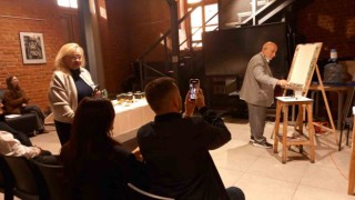 GAÜN Öğretim Üyesi Aliyev Rusyada sergi açtı