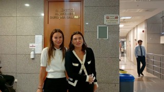 Gazeteci Esin Övetin görme kaybı yaşadığı olaya ilişkin davada Ebru Şallı tanık olarak dinlendi