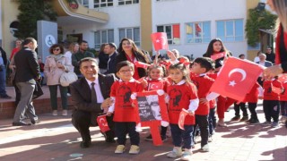 Gaziantep Kolej Vakfını Cumhuriyet coşkusu sardı