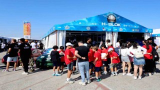 Gaziantep Üniversitesinin ödüllü projeleri TEKNOFEST ziyaretçileriyle buluştu