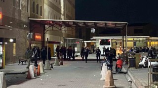 Gaziosmanpaşada hastane bahçesinde arbede: Kavga esnasında havaya ateş açıldı