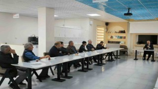 Gedizde umre semineri