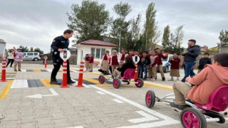 Geleceğin sürücülerine trafik bilinci aşılanıyor