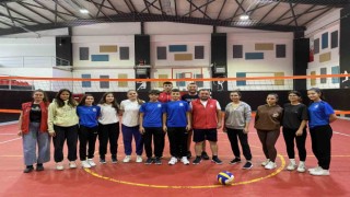 Gençler voleybolda buluştu