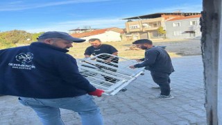 Germencikte ikinci el eşyalar, ihtiyaç sahiplerine ulaştırılıyor