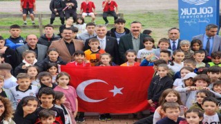 Gölcükte Cumhuriyet coşkusu sporla birleşti