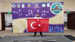 Görme Engelliler Halter Şampiyonasında Şimşek dünya ikincisi oldu