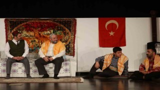 Güzelbahçede ‘Sen Cumhuriyet tiyatro oyunu sergilendi