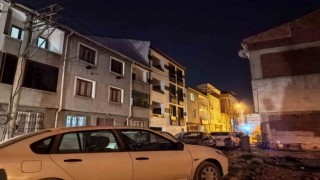 Halı silkelerken terastan düştü