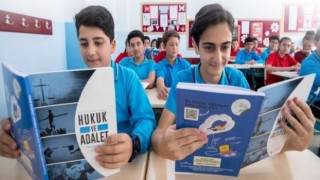Hukuk ve Adalet dersini bugüne kadar 1 milyon 147 bin öğrenci seçti