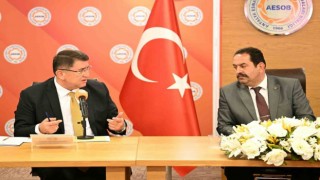 İl Emniyet Müdürü Arslan: Esnaf ve sanatkarlarımızın, tüm sivil toplum kuruluşlarımızın varlığının diri olmasını, hareketli ve işlevsel olmasını önemseyen bir teşkilatız