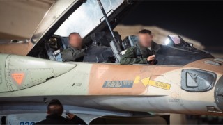 İsrail, İran saldırısına katılan F-15 ve F-16 uçaklarının görüntülerini paylaştı