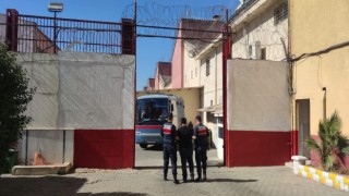 İşyerinden kokoreç malzemesi çalan 4 şüpheli yakalandı