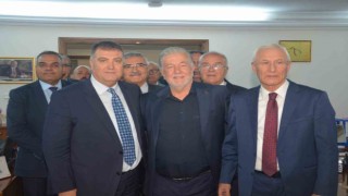 İzmir Şoförler ve Otomobilciler Odasının yeni başkanından ilk ziyaret Esnaf Birliğine