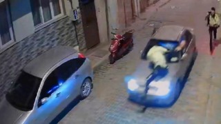 İzmirde polisi kaputta sürükleyen sürücü tutuklandı