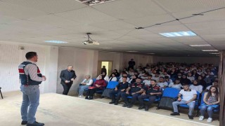 Jandarmadan öğrencilere siber farkındalık ve bilinçlendirme eğitimi