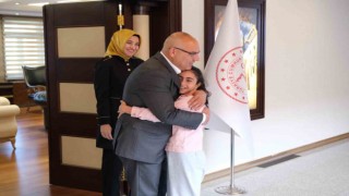 Kalp hastası Zeynep Elanın Vali Olma hayali gerçek oldu
