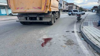 Kamyonla çarpışan motosikletli genç hayatını kaybetti