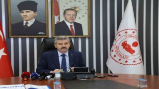 Karadeniz sahil yolundaki heyelan kameraya yansıdı