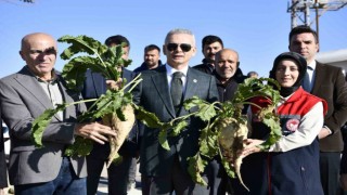 Karamanda kantarlar pancar alımına dualarla başladı
