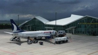 Karsta Eylül ayında 46 bin 300 kişi uçtu